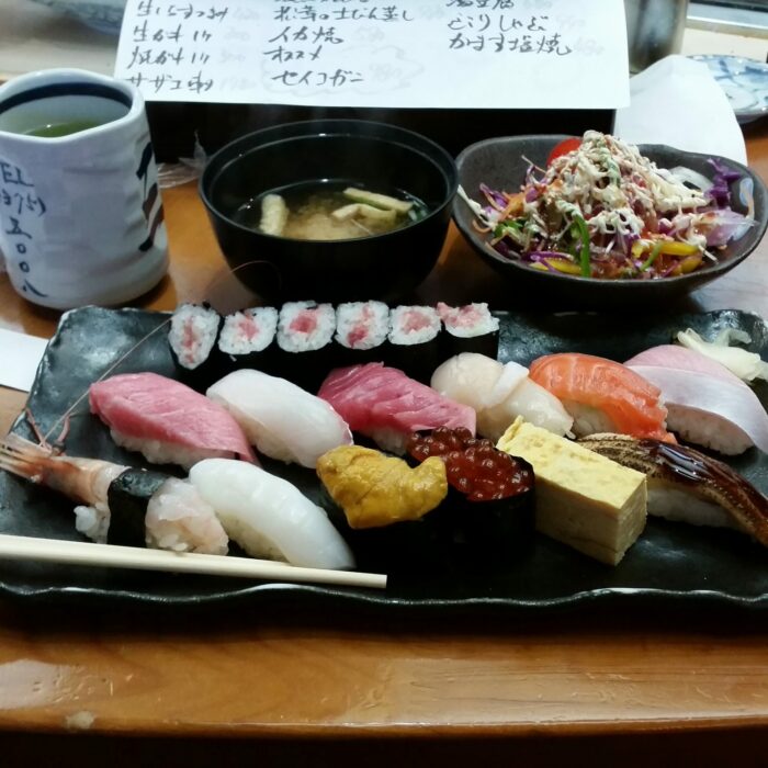 mikore sushi tokyo 700x700