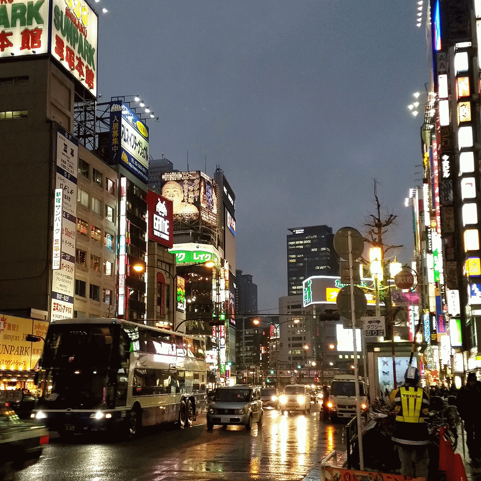 shinjuku night rain