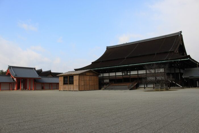 imperial palace 700x467