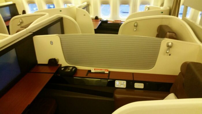 jal first class suites 700x394