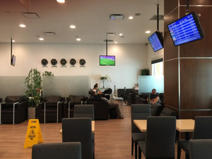 cancun airport lounge 700x525
