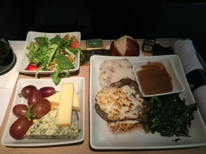 american airlines business class dinner 700x525