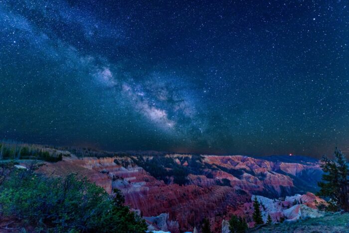 Cedar Breaks Night Sky. Mike Saemisch 700x467