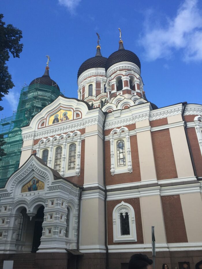 alexander nevsky cathedral 700x933