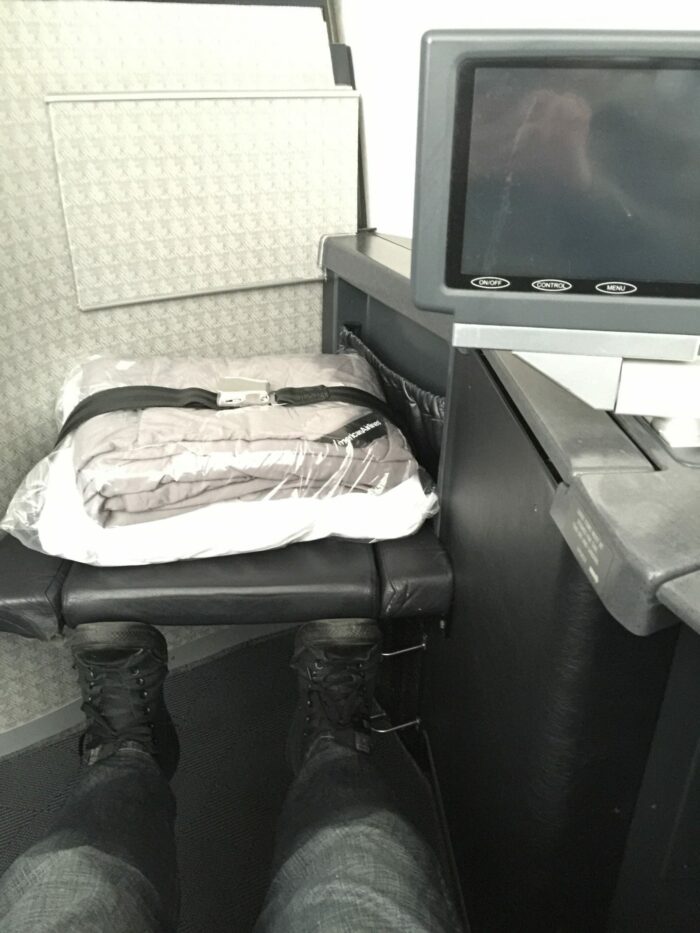 american airlines first class leg stretch 700x933