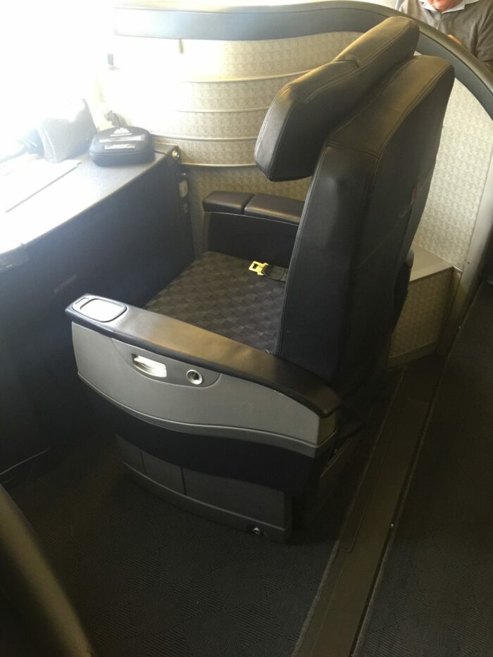 american airlines first class london dallas 700x933