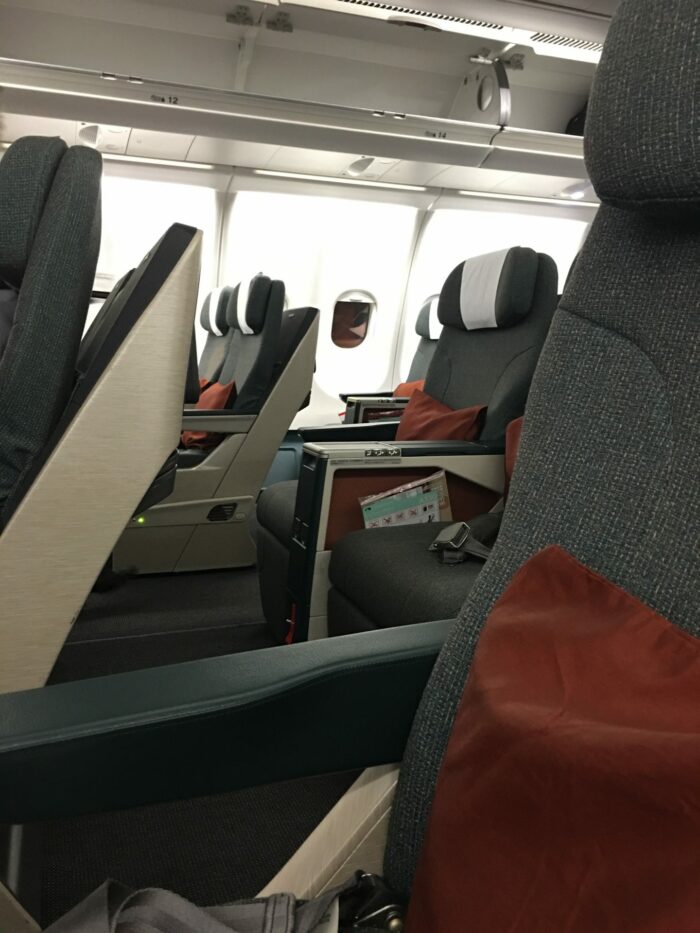 cathay pacific business class cabin a330 700x933