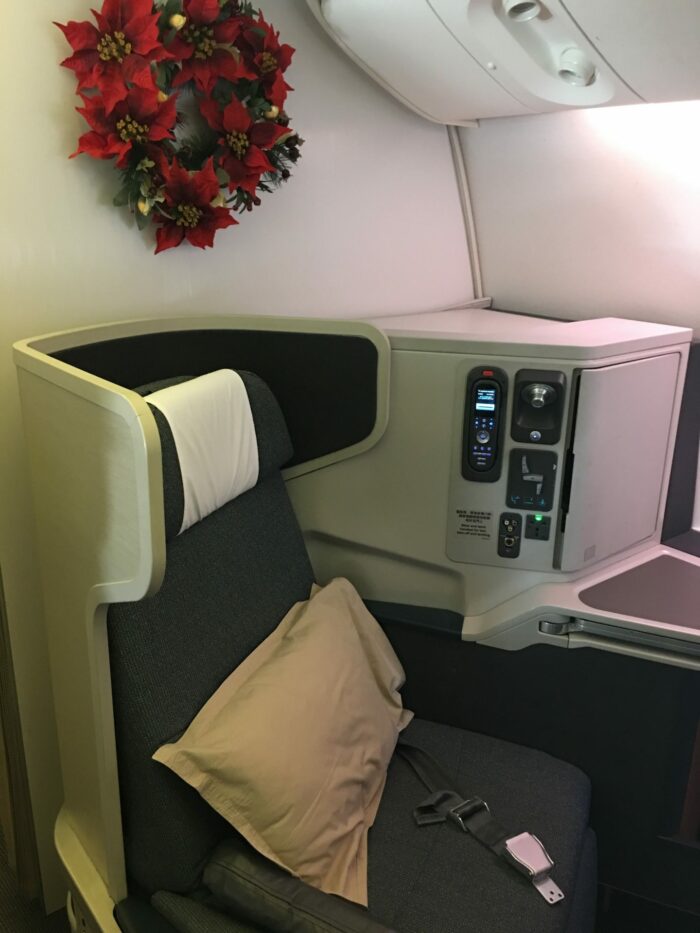 cathay pacific business class seat boeing 777er 700x933