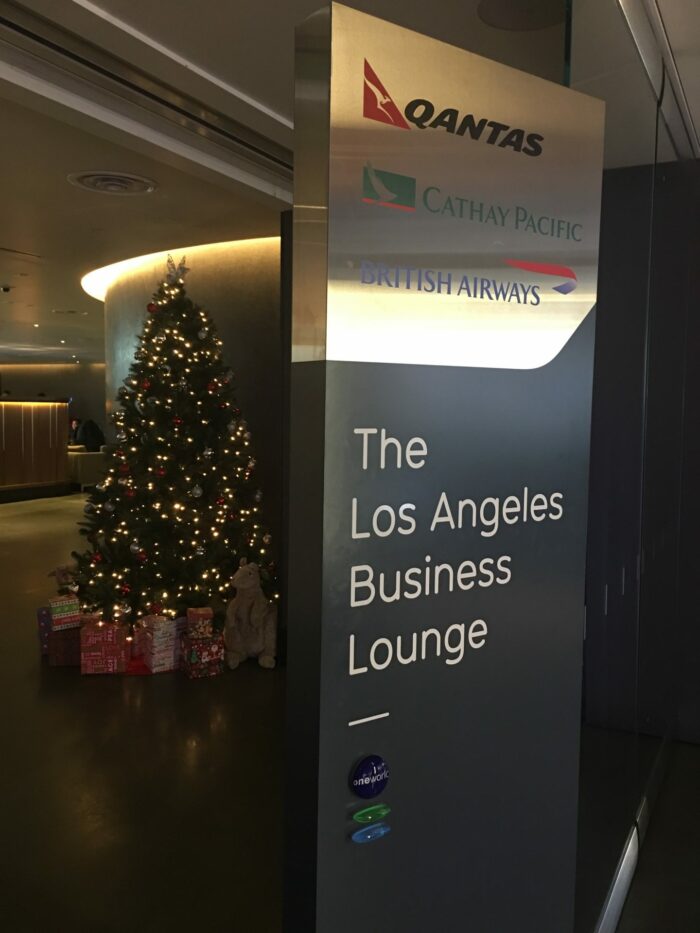 oneworld the los angeles business lounge 700x933