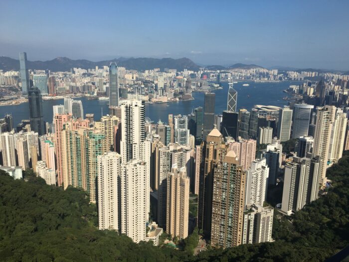hong kong skyline 700x525
