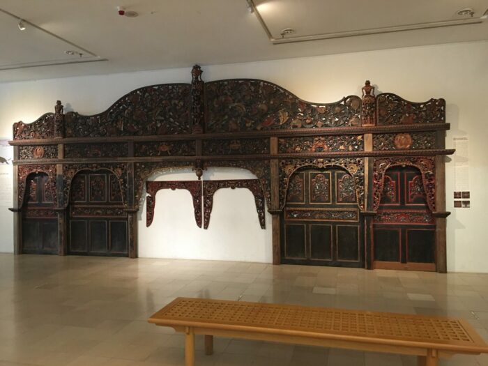 islamic arts museum malaysia wood carvings 700x525
