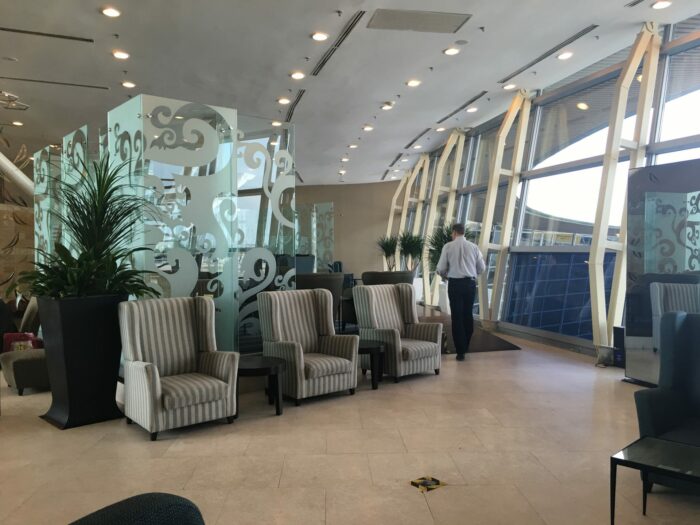 malaysia airlines golden regional lounge 700x525