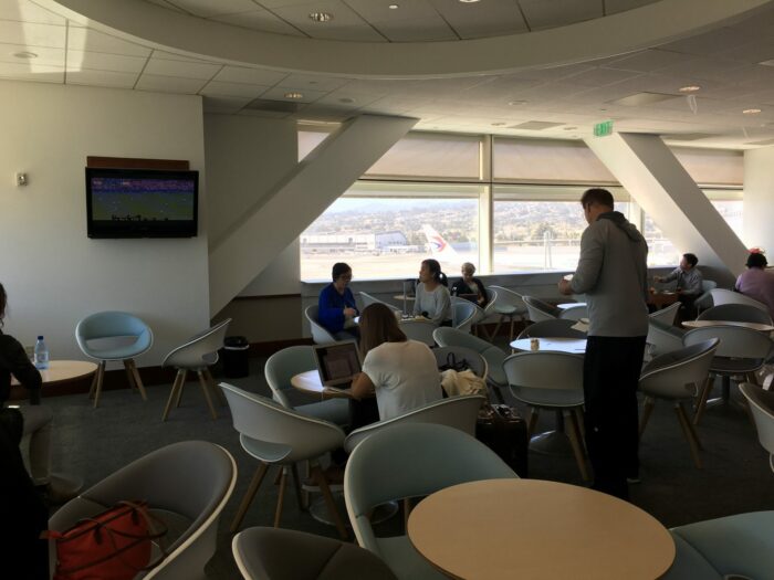 air france klm lounge sfo tv dining room 700x525