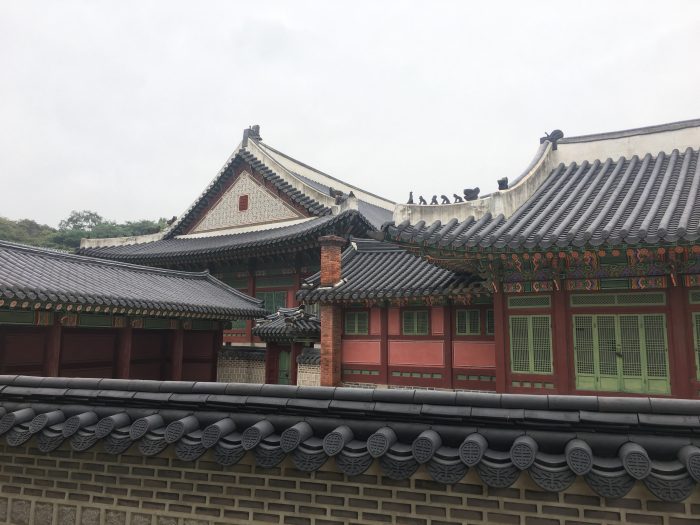 changdeokgung palace buildings 700x525