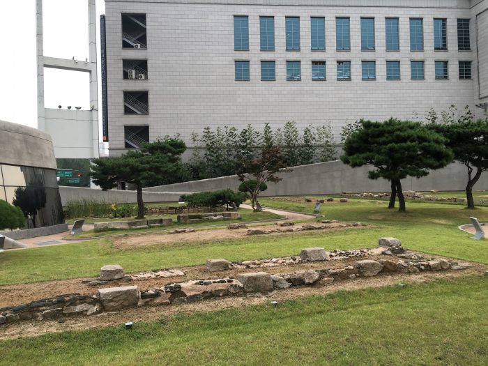 dongdaemun history culture park ruins 700x525