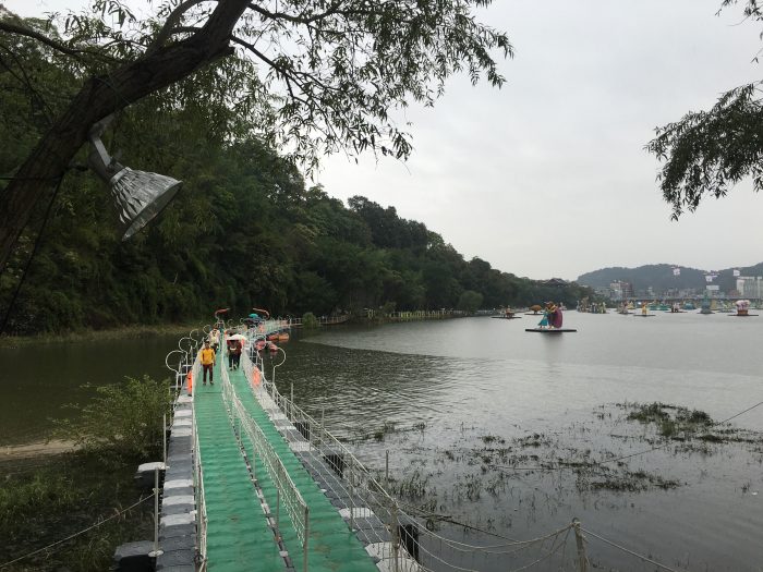 jinju lantern festival floating bridge river 700x525