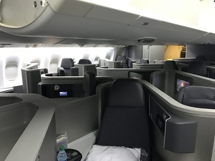 american airlines business class boeing 777 200 los angeles to london heathrow cabin 700x525