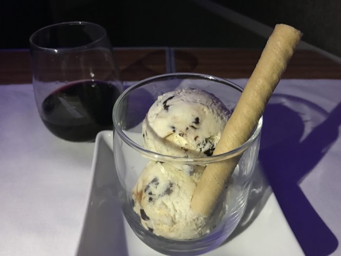 american airlines business class boeing 777 200 los angeles to london heathrow ice cream port 700x525
