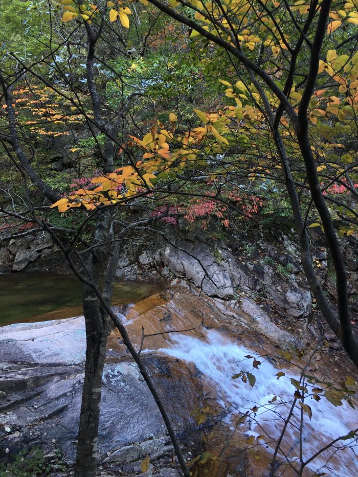 biryong yukdam towangseong falls hike river 700x933