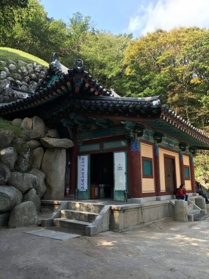 seokguram grotto gyeongju 700x933
