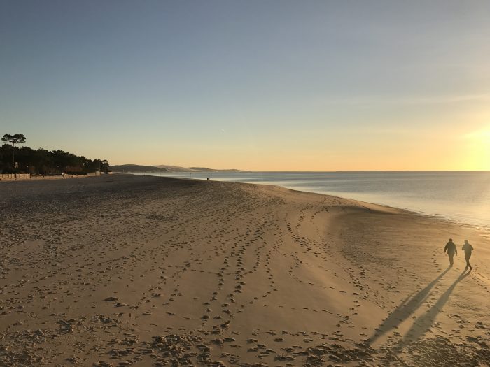 arcachon beach sunset 700x525