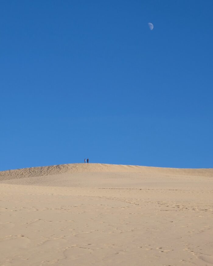 dune du pilat moon 700x874