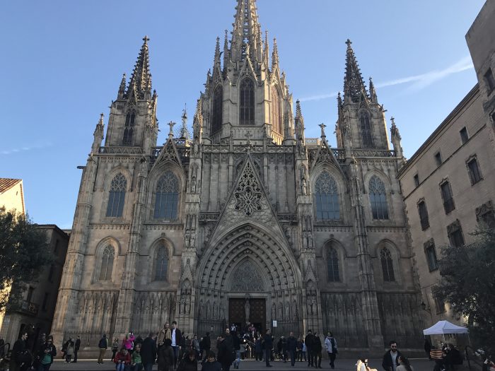 barcelona cathedral 700x525