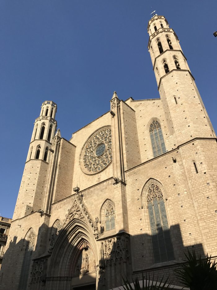 basilica de santa maria del mar gothic quarter barcelona 700x933