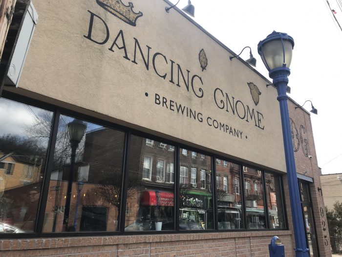 dancing gnome brewing craft beer pittsburgh 700x525