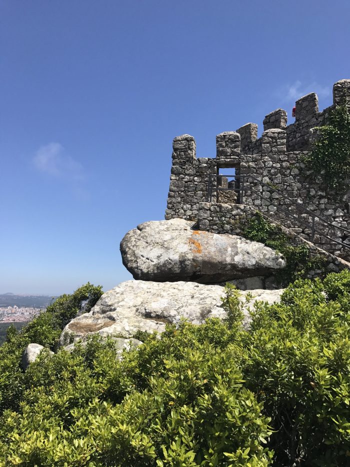 day trip to sintra castle of the moors wall rock sintra 700x933