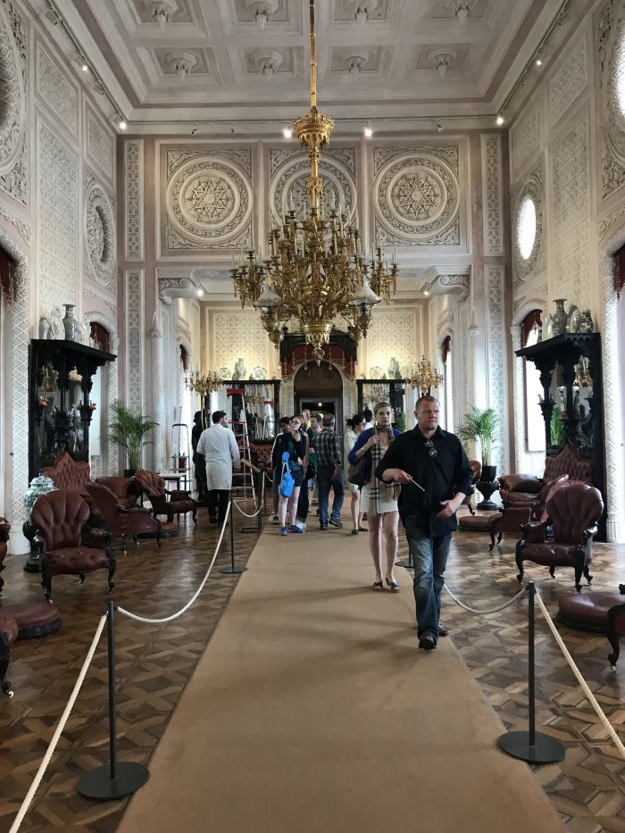 day trip to sintra pena palace great hall 700x933