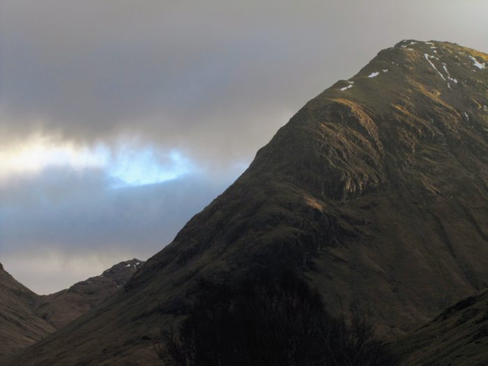glencoe mountains scotland sunset 700x525