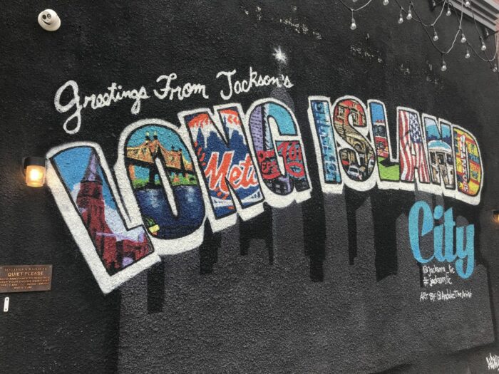 greetings from long island city mural 700x525