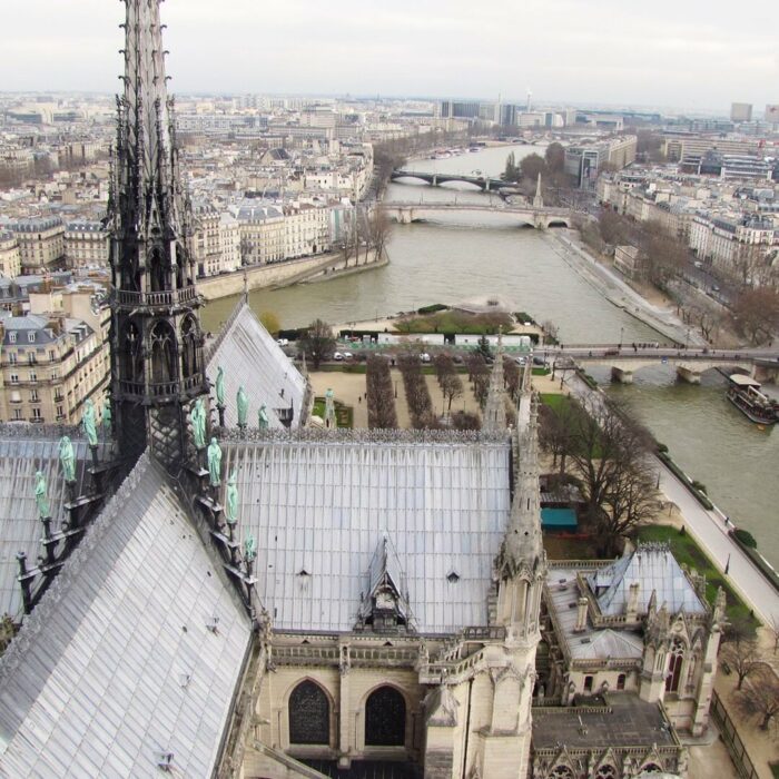 notre dame cathedral roof seine 700x700