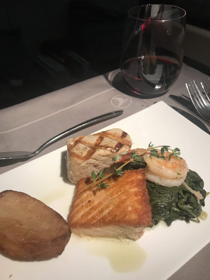 turkish airlines business class boeing 777 300er san francisco sfo istanbul ist dinner 700x933