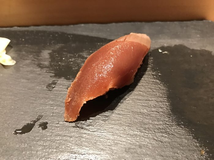 manten sushi marunouchi omakase tuna 700x525