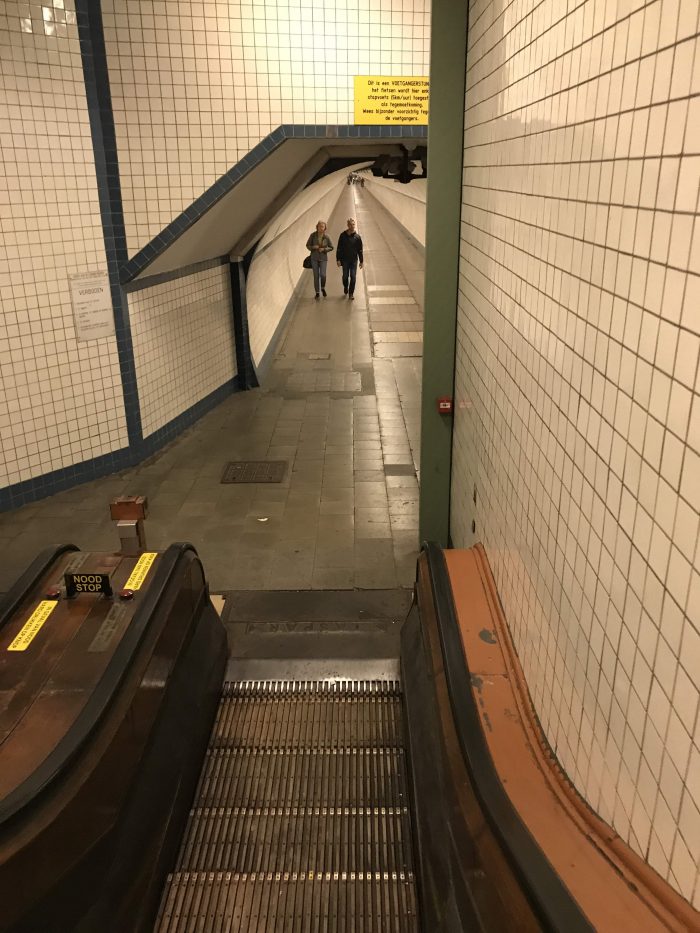 st annas tunnel escalator 700x933