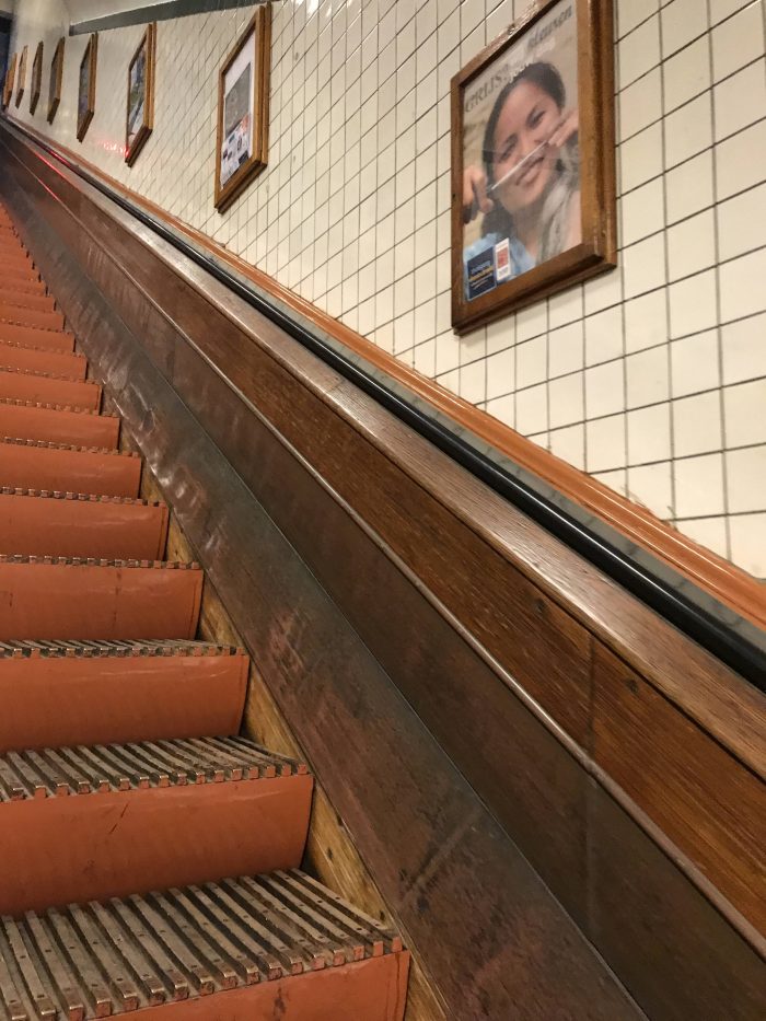 st annas tunnel wooden escalator 700x933
