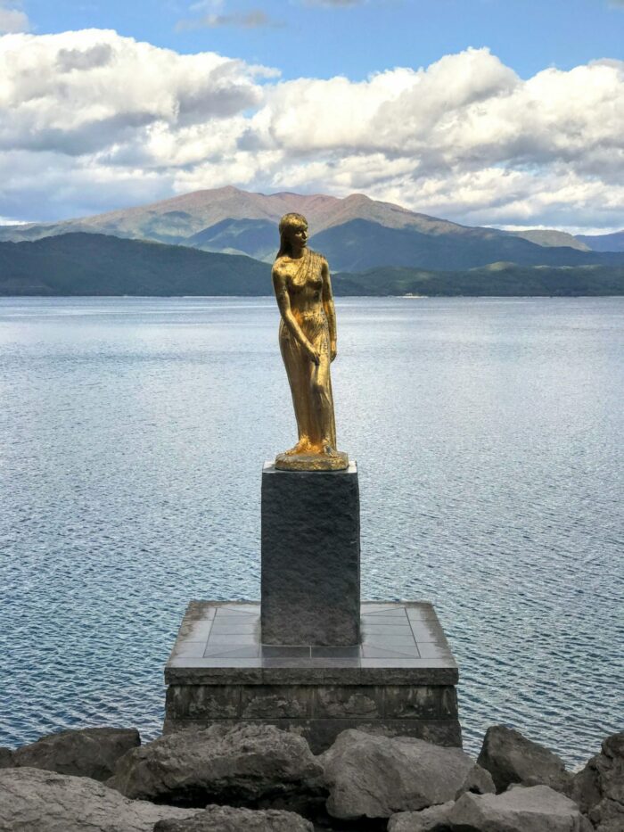 statue of tatsuko lake tazawa 700x933