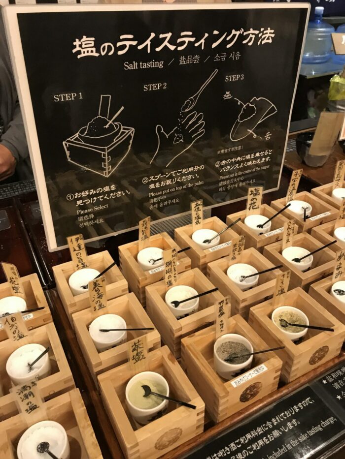 ponshukan sake museum salt tasting 700x933