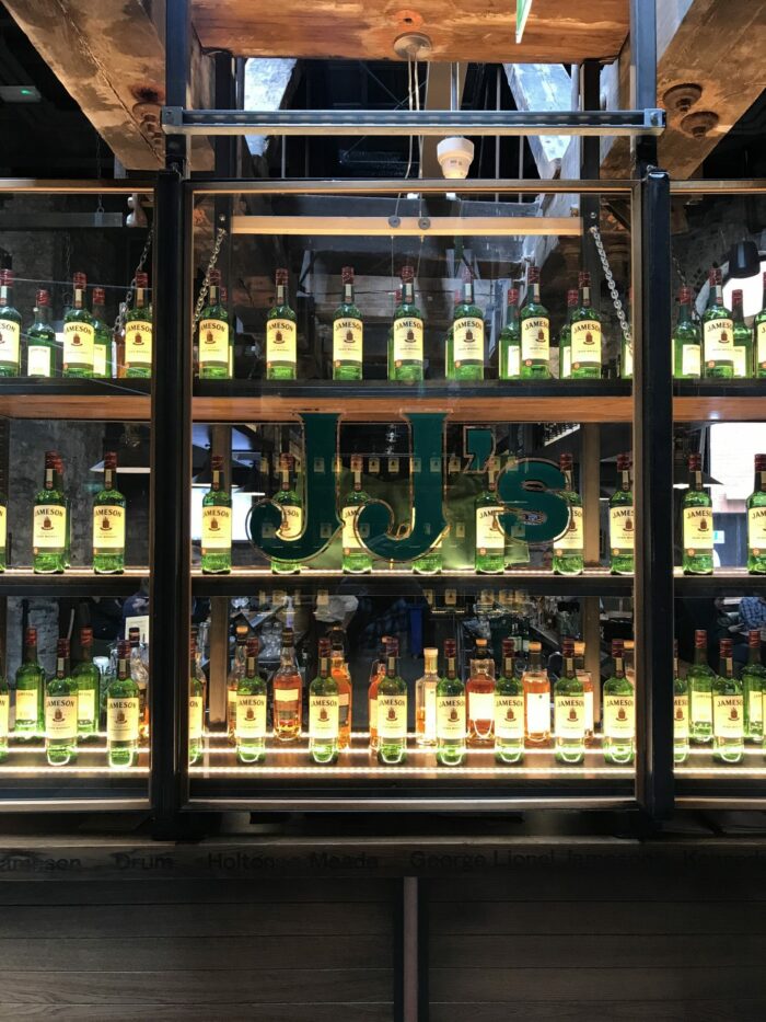 jjs bar jameson distillery tour dublin 700x933