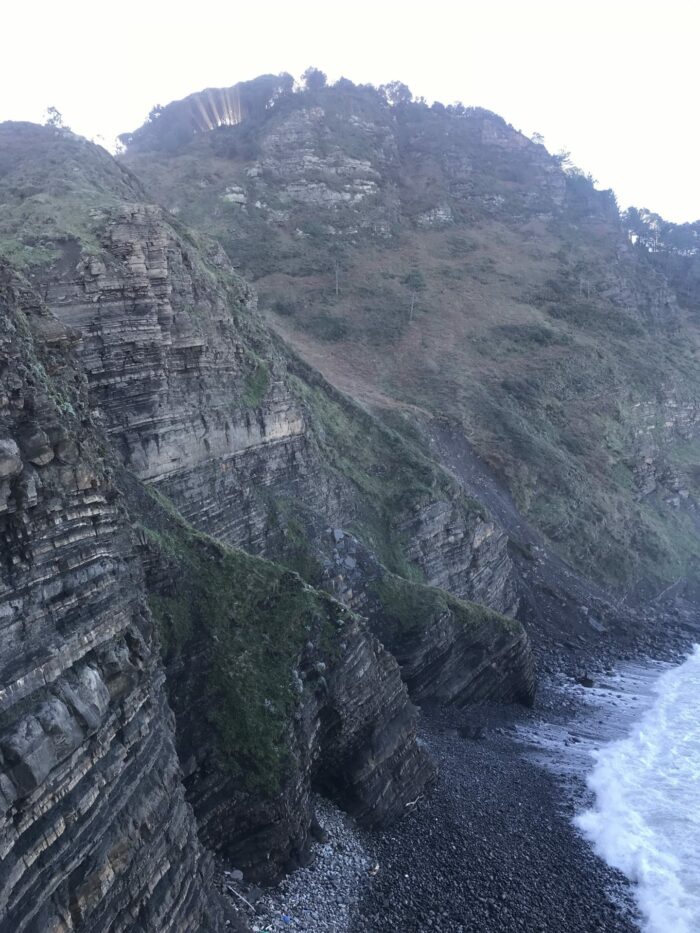 san juan de gaztelugatxe cliffs flysch 700x933