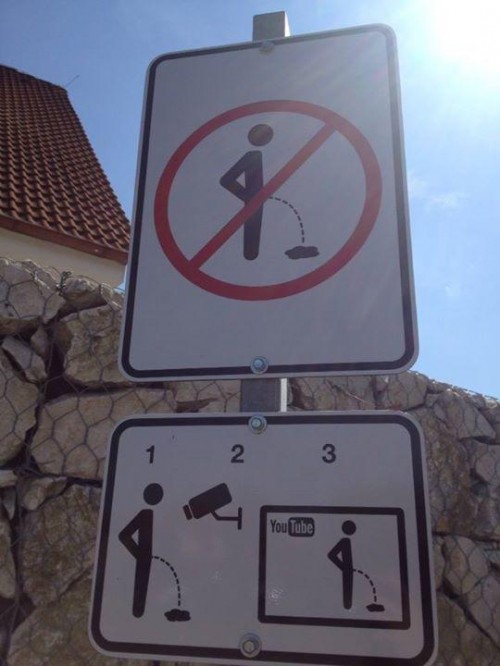 czech republic public urination youtube sign 500x666 - Want to urinate in public in the Czech Republic? You might end up on YouTube