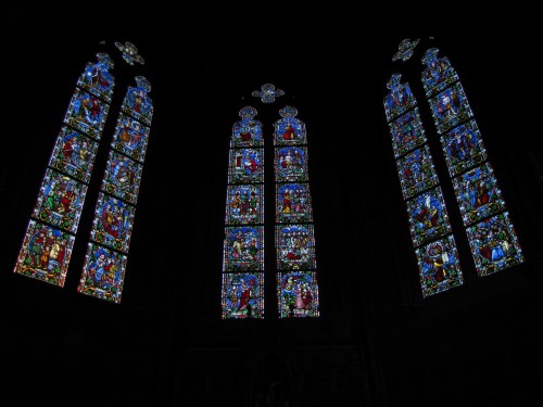 onze lieve vrouwekerk stained glass windows 500x375 - A day in Bruges, Belgium