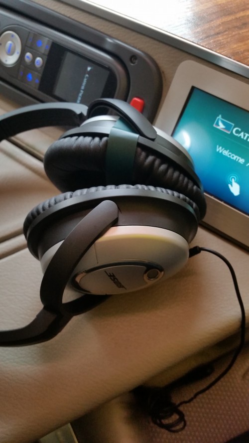 cathay pacific bose headphones first class 500x889 - Cathay Pacific First Class 777-300ER Frankfurt FRA to Hong Kong HKG Review