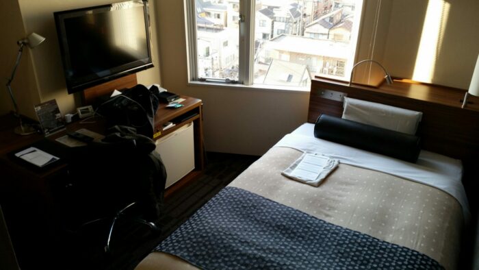 tokyu stay nishi shinjuku rooms 700x394 - Tokyu Stay Nishi Shinjuku Hotel Review