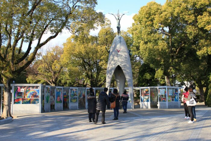 childrens peace monument hiroshima 700x467 - A day trip to Hiroshima from Kyoto, Japan