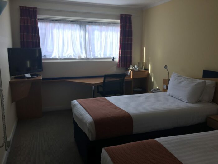 holiday inn express glasgow city centre riverside room 700x525 - Holiday Inn Express Glasgow City Centre Riverside review