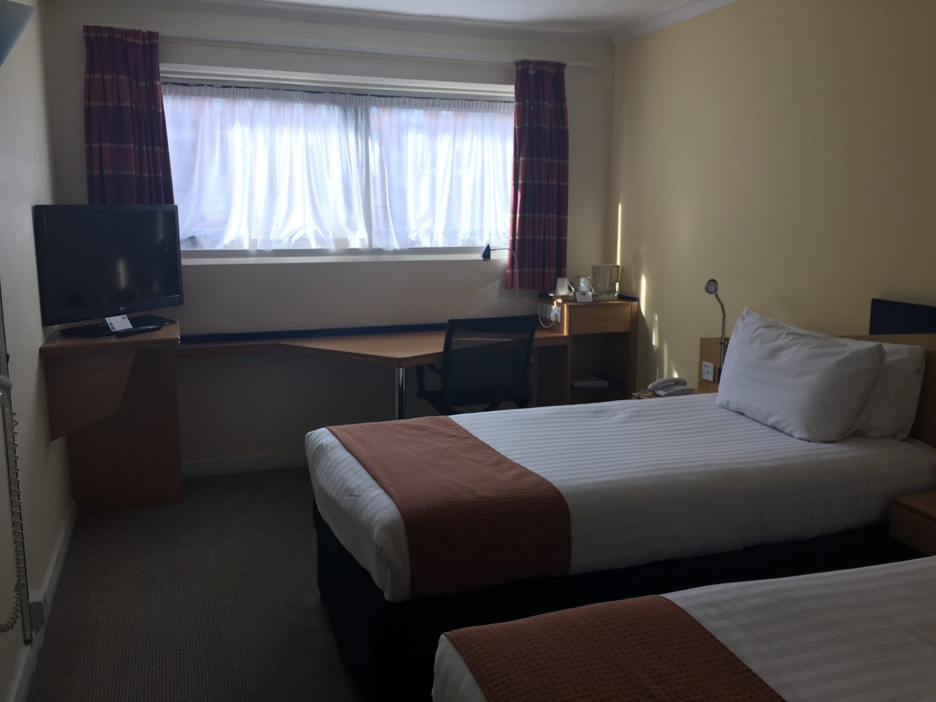 holiday inn express glasgow city centre riverside room - Holiday Inn Express Glasgow City Centre Riverside review