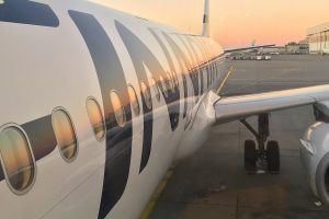 Finnair Business Class Airbus A321 Helsinki HEL to London Heathrow LHR review